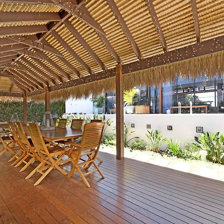 Zen Beach Retreat Hotel Bargara Buitenkant foto