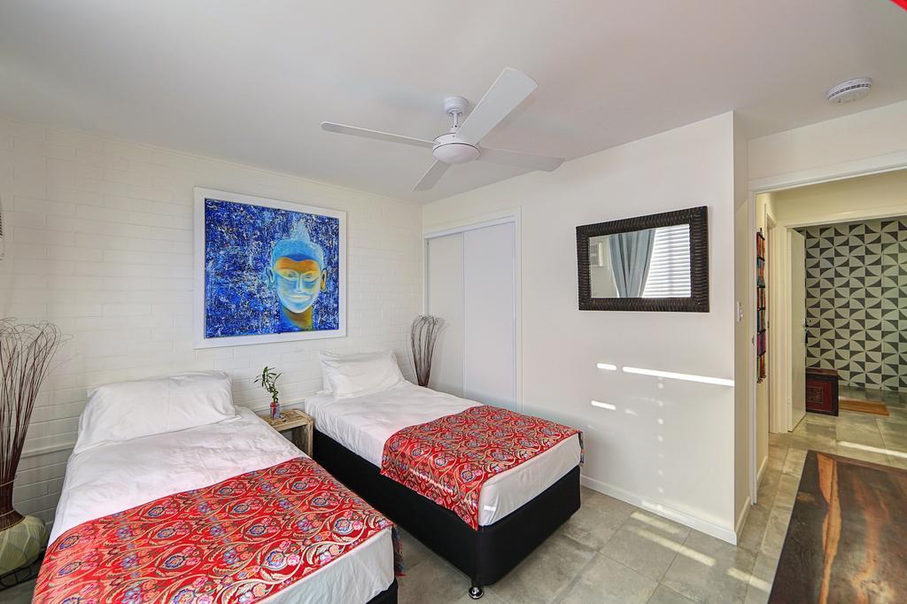 Zen Beach Retreat Hotel Bargara Buitenkant foto