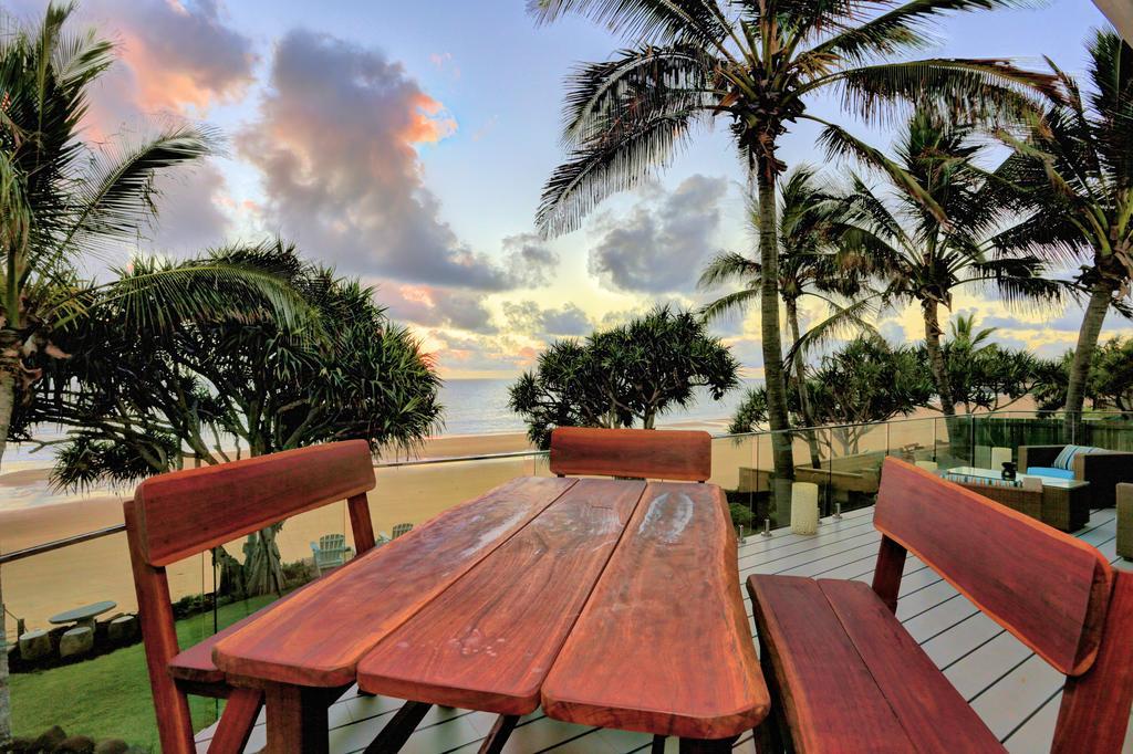 Zen Beach Retreat Hotel Bargara Buitenkant foto