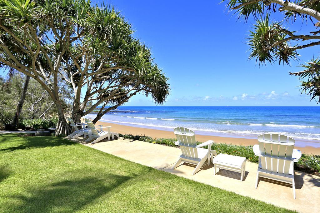 Zen Beach Retreat Hotel Bargara Buitenkant foto