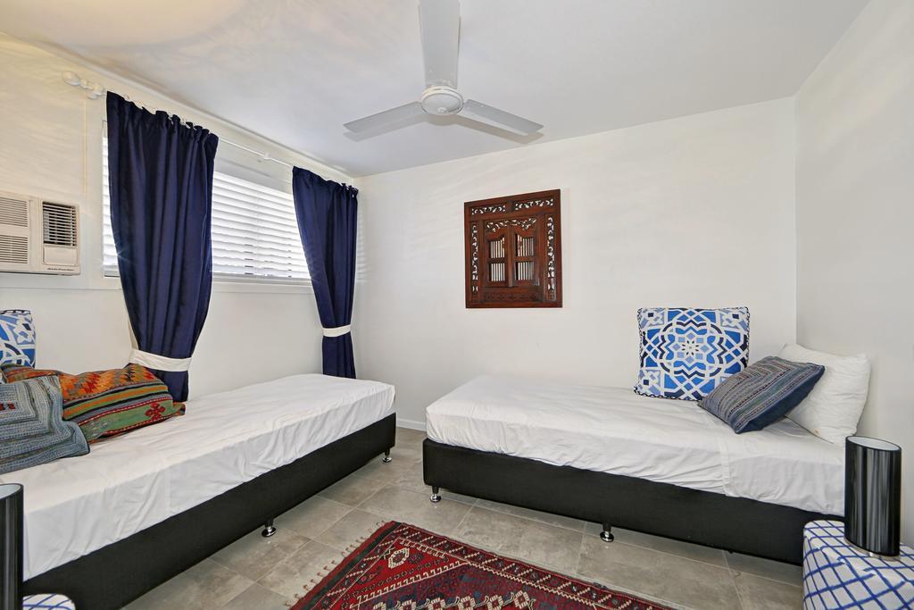Zen Beach Retreat Hotel Bargara Buitenkant foto