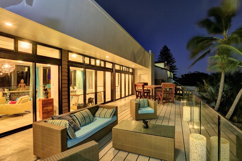Zen Beach Retreat Hotel Bargara Buitenkant foto
