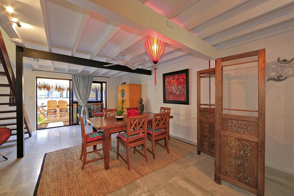 Zen Beach Retreat Hotel Bargara Buitenkant foto